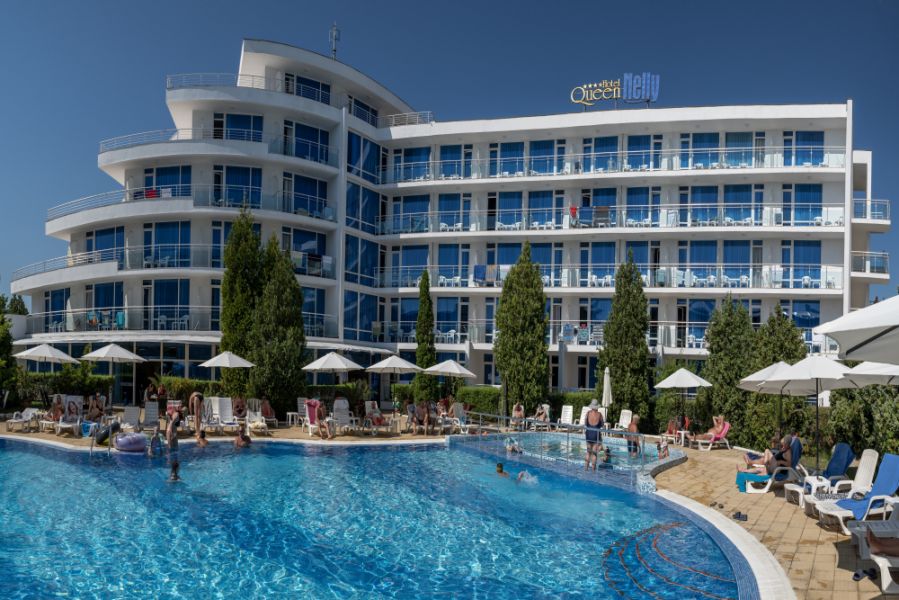 Почивка в хотел КУИН НЕЛИ ХОТЕЛ 4*, ПРИМОРСКО - КУИН НЕЛИ ХОТЕЛ ****